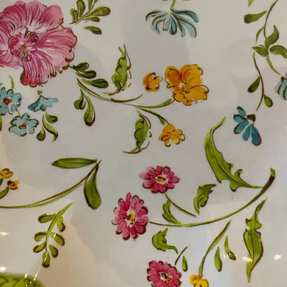 NEW Shabby Chic Floral Melamine Salad Plates 9in Set of 4 Scalloped Green Border